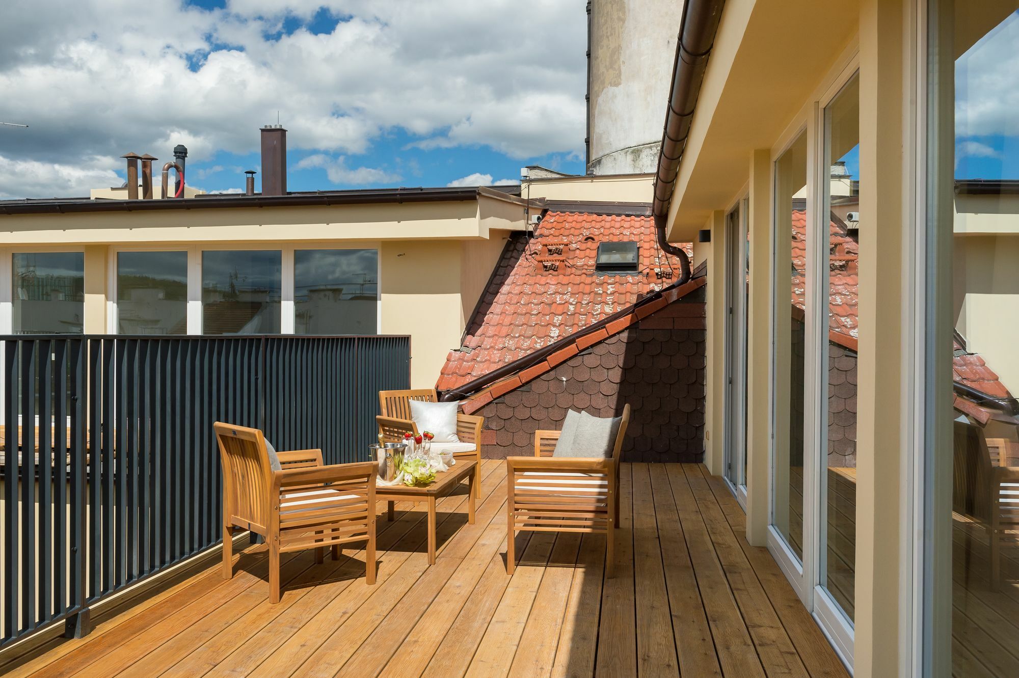 Jindrisska Apartments ปราก ภายนอก รูปภาพ